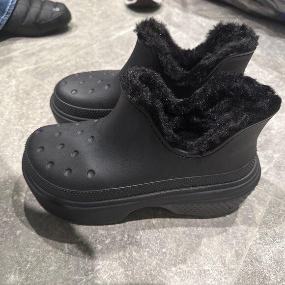 Crocs STOMP LINED SHORTY BOOT 210673 (US10/EU41/UK5.8.5) Authentic Women 2023 - Picture 4 of 9